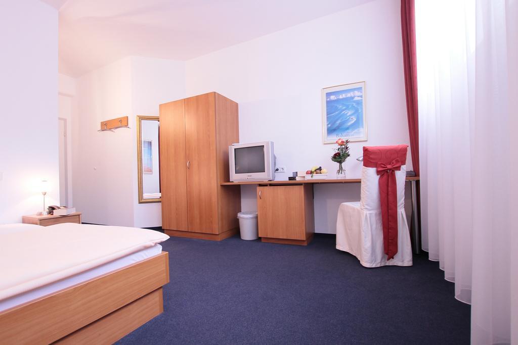Ib Hotel Am Wallgraben Στουτγκάρδη Δωμάτιο φωτογραφία